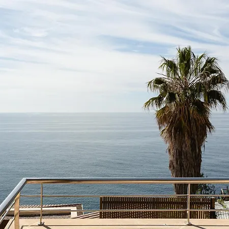 Con Infinity Pool *