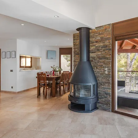 Con Infinity Pool Willa *