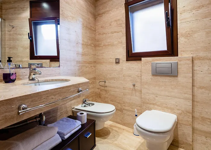 Con Infinity Pool Willa