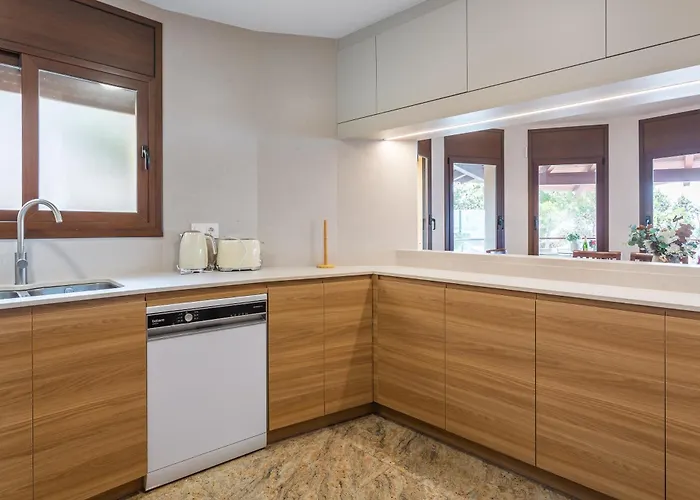 Вілла Con Infinity Pool Льорет-де-Мар