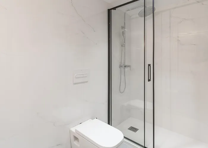 Con Infinity Pool Вілла