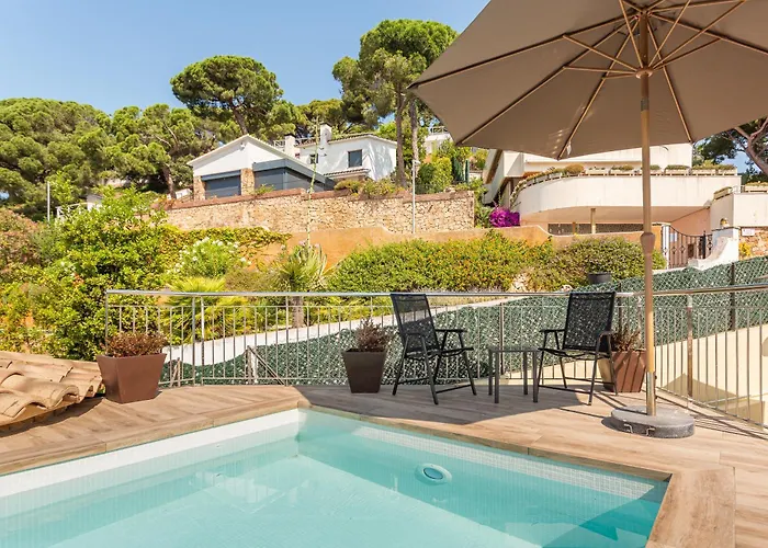 Con Infinity Pool Willa