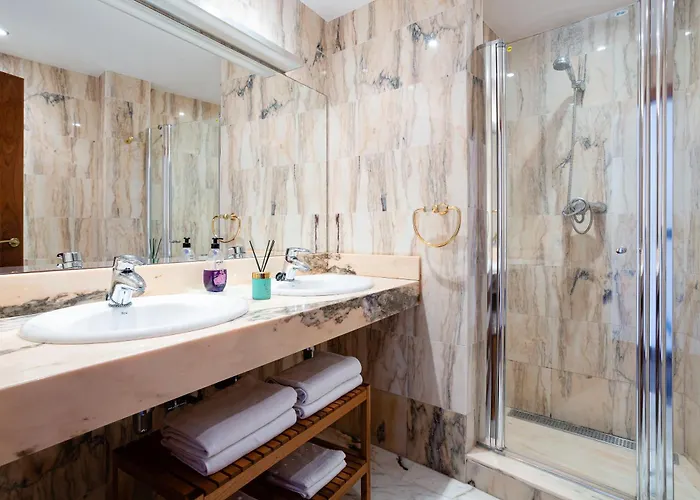 Con Infinity Pool * Lloret de Mar