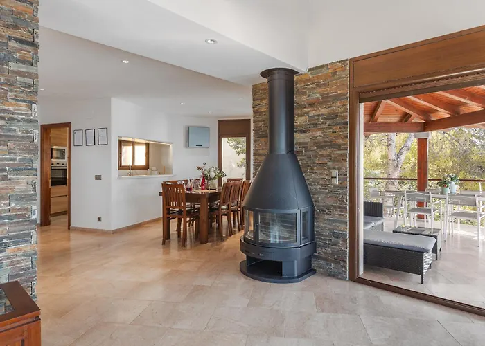 Con Infinity Pool Вілла *