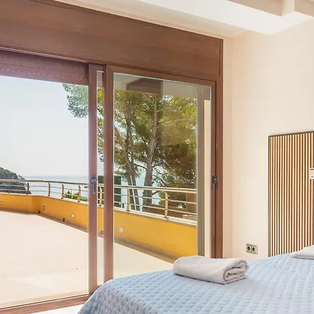Con Infinity Pool * Льорет-де-Мар